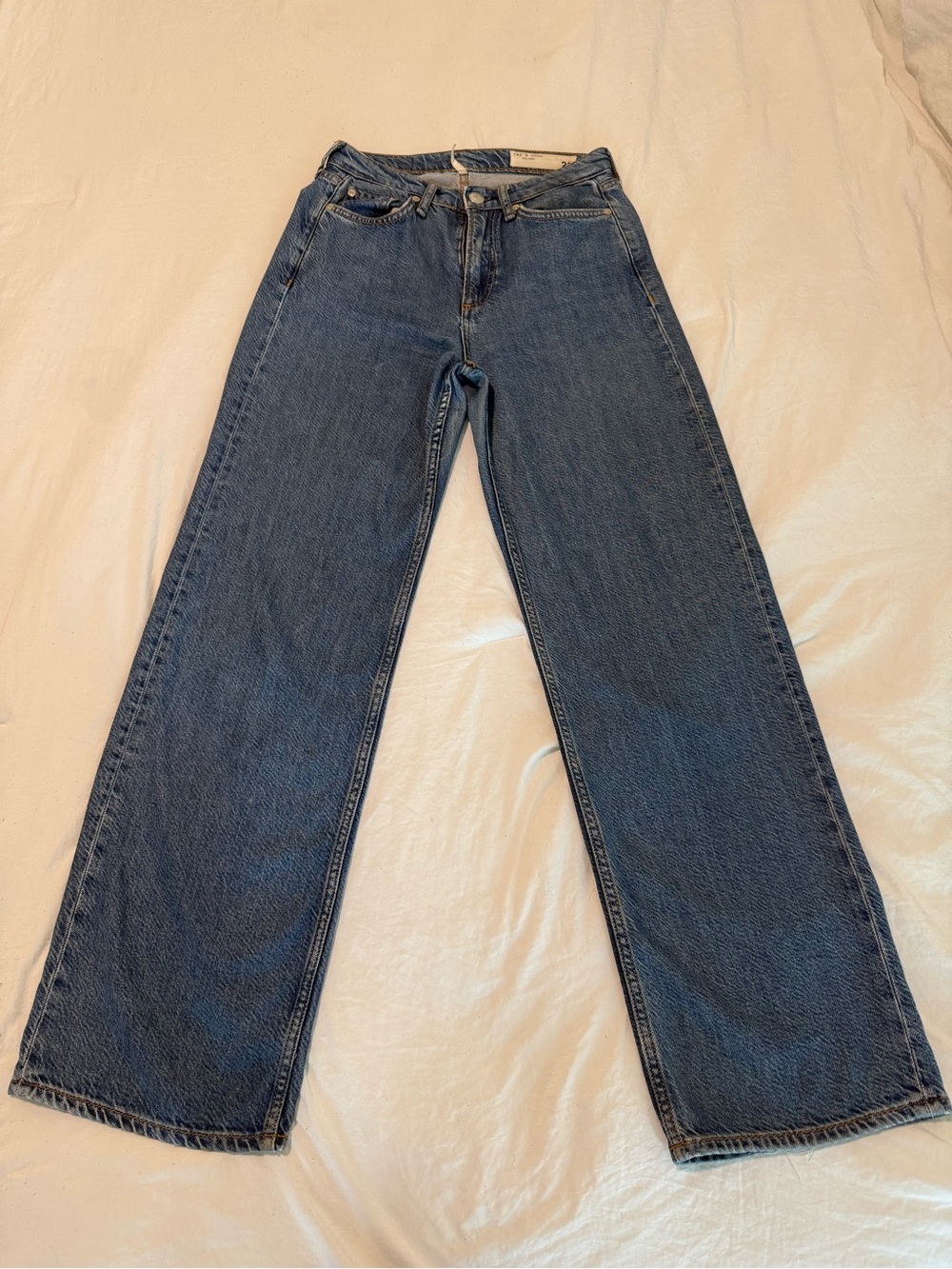 Rag & bone Logan mid rise wide leg Full length, size 23 on label. fits like a 25